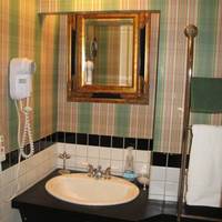 Calgary Westways Guest House 