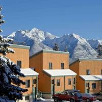 Douglas Fir Resort & Chalets 
