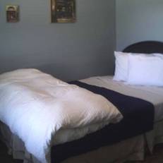 Fish Inn Bed and Breakfast 