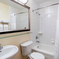 Ramada Viscount Gort Hotel 
