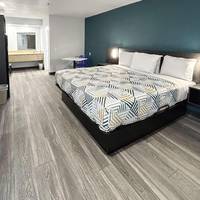 Bakersfield Inn & Suites 