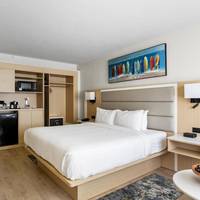 Ocean Sky Hotel & Resort 