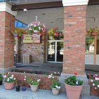 Northwoods Inn & Suites 