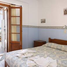 La Celestina Apartments 