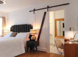 Posh Palm Springs Inn 