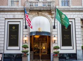 Mayflower Park Hotel 
