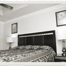 Crystal Lodge Motel 