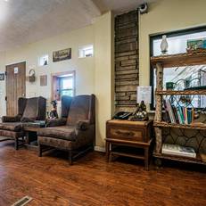 The Mountaineer Inn 