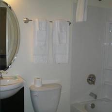Squamish Budget Inn 