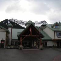 Lizard Creek Lodge 