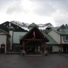 Lizard Creek Lodge 