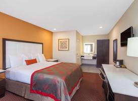 Ramada Culver City 