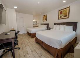 Monterey Surf Inn 