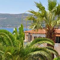 Ino Village Hotel 