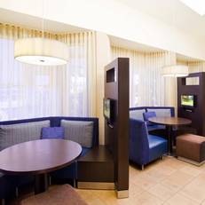 Courtyard Fresno 