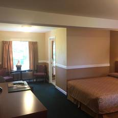 Briarcliff Motel 