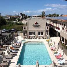 Canadian Hotel 