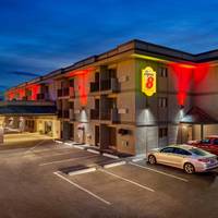 Super 8 Vernon 