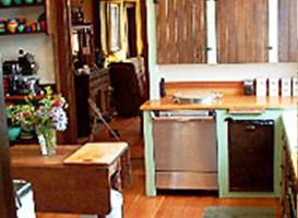 Cooperage Inn 