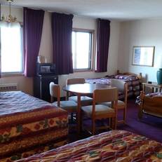 Beartooth Inn 