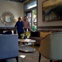 East Bay Inn 