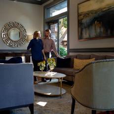 East Bay Inn 