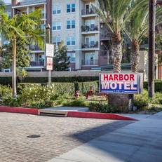 Harbor Motel 