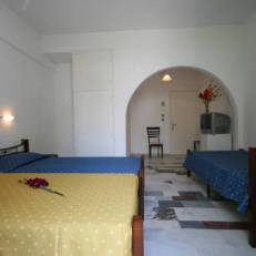 Sergis Hotel 