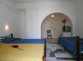 Sergis Hotel 