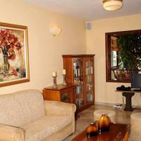 Athena Hotel 
