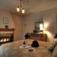 Cabernet Inn 