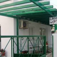 Grozos Rooms 