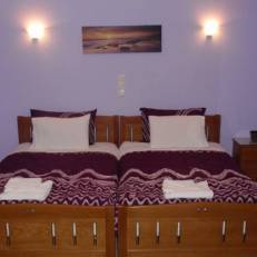 Zisis Rooms 