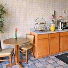 Peoria Inn 