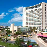 Krystal Urban Cancun Centro