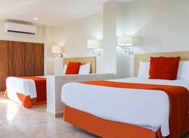 Hotel & Suites Real del Lago 