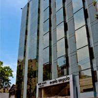 Hotel & Centro De Convensiones Maria Angola 