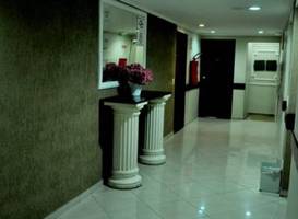 Cezanne Plaza Apart Hotel 