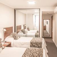 Palm Beach Plaza Hotel 