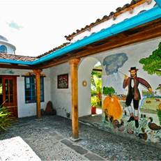 Las Palmeras Inn 