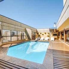Park Tower Hotel 