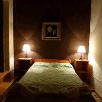 Black Cat Hostel 