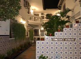 El Patio Suites 