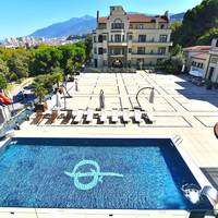 Ataturk Palace Thermal Hotel 