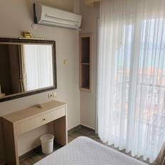Ileri Hotel & Apartments 
