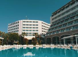 Batihan Beach Resort & Spa 