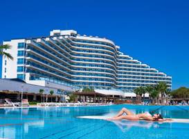Venosa Beach Resort & Spa 