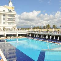 Dream World Resort & Spa 