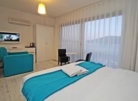 Larimar Boutique Hotel 