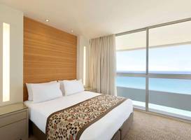 Ramada Hotel & Suites 